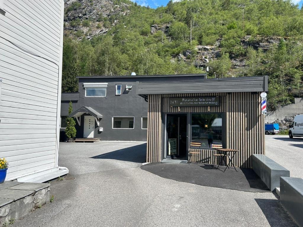 Den Vesle Sjarmoren As The Most Central Place In Ardal ! Free Parking On The Site ! Buitenkant foto