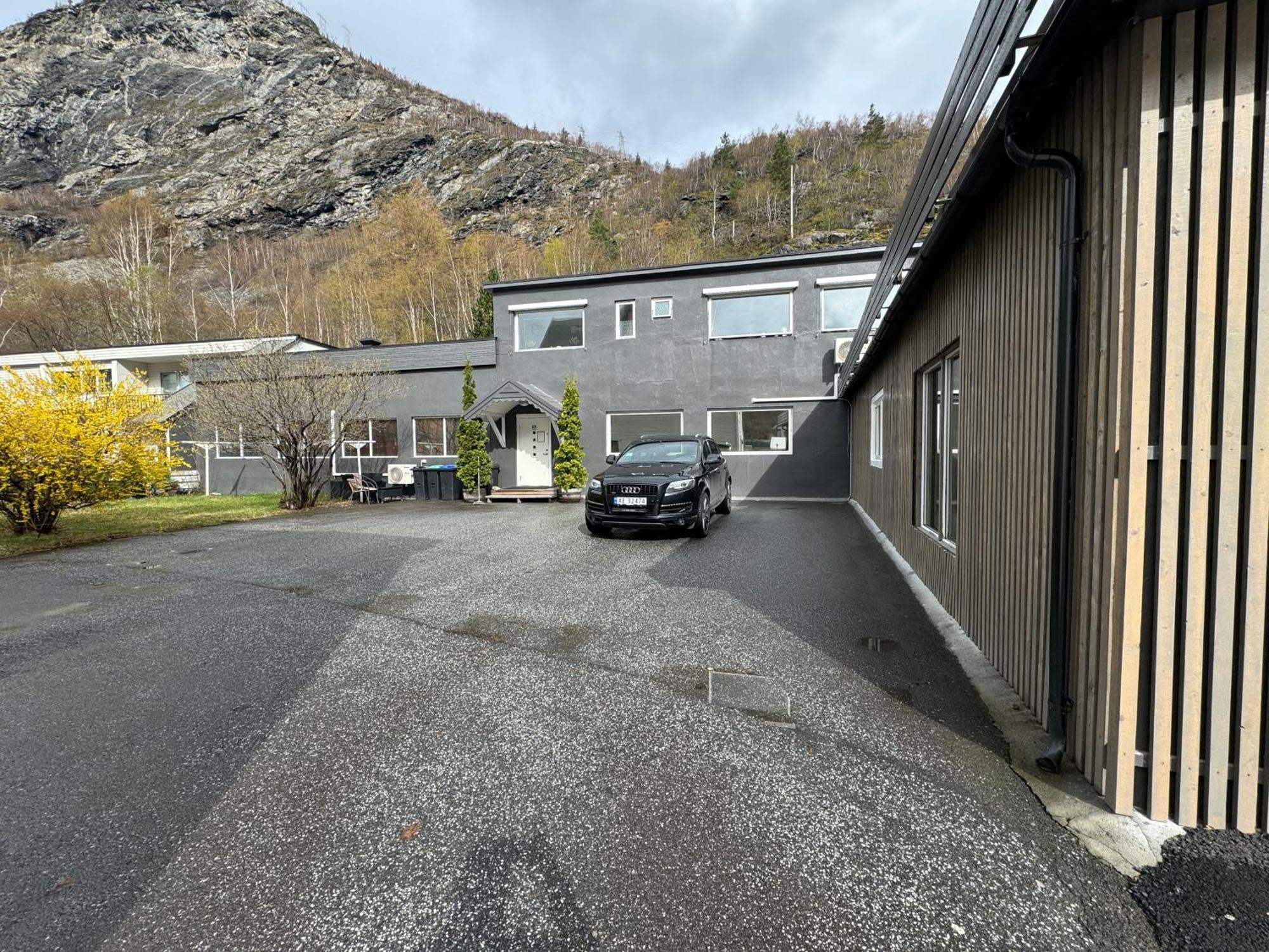 Den Vesle Sjarmoren As The Most Central Place In Ardal ! Free Parking On The Site ! Buitenkant foto